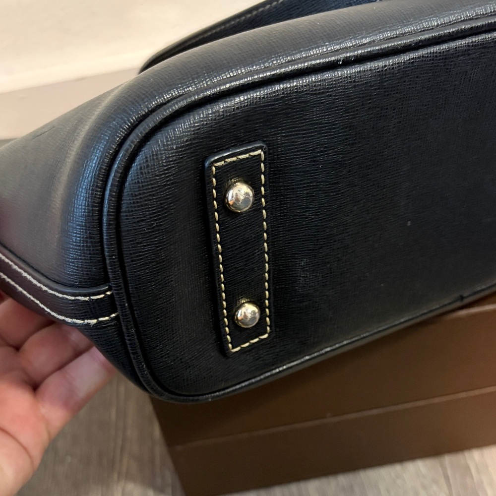 Dooney & Bourke Black Saffiano Leather Tote Bag Red Lining - Picture 12 of 13
